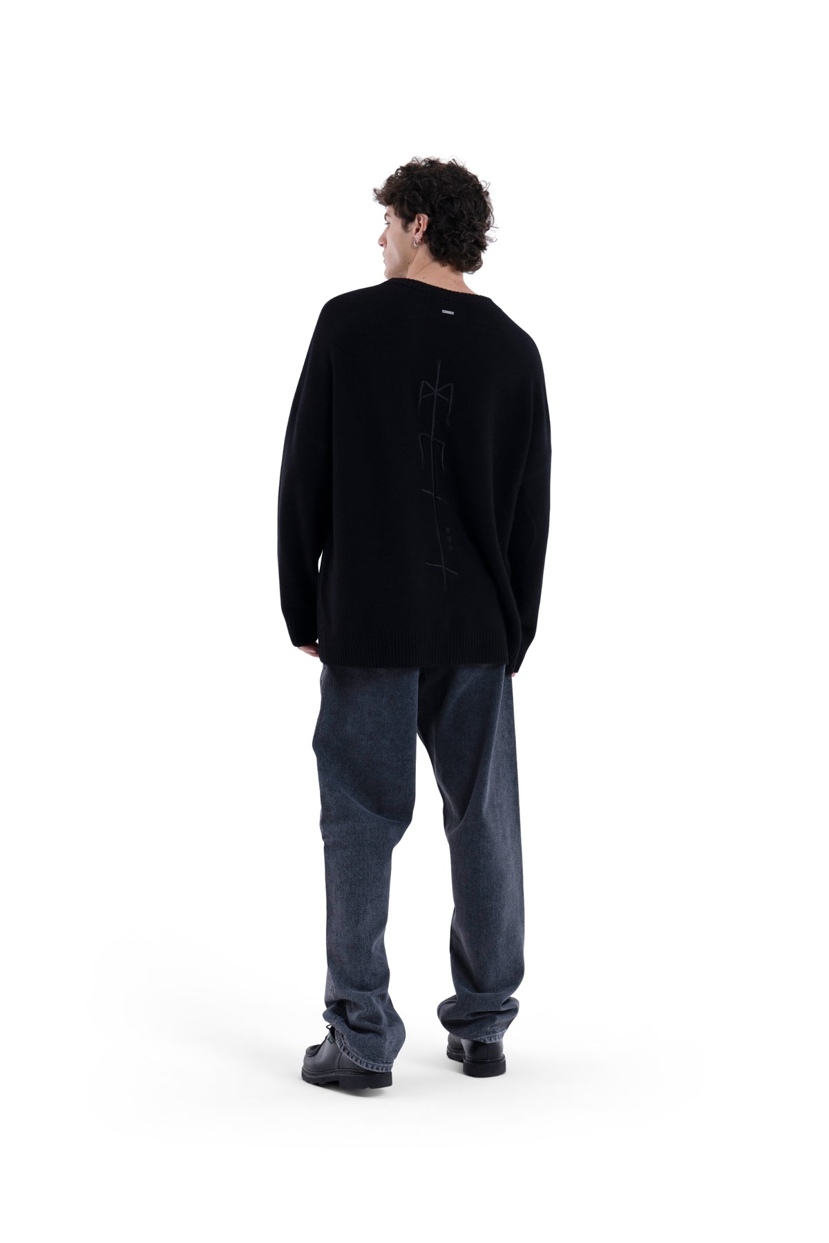 MIMIR MEMORY KNIT SWEATER Black