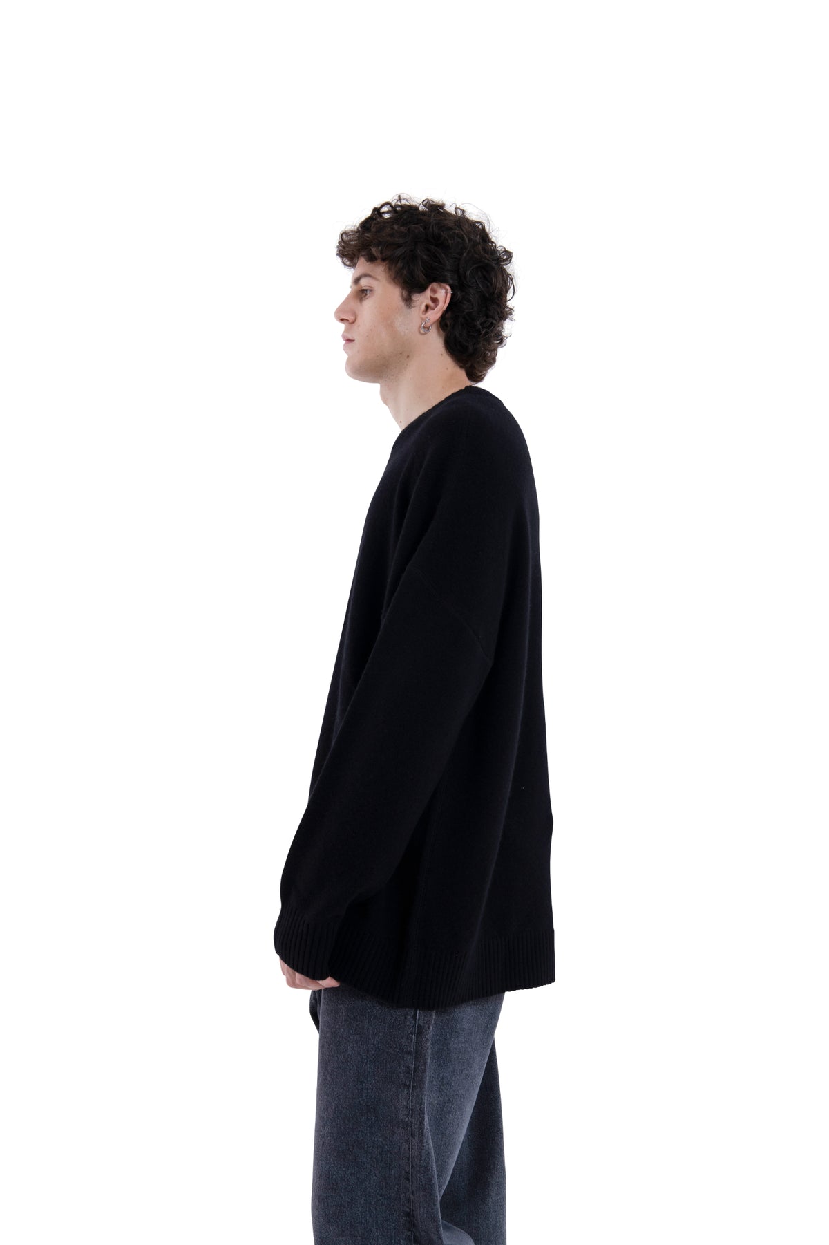 MIMIR MEMORY KNIT SWEATER Black