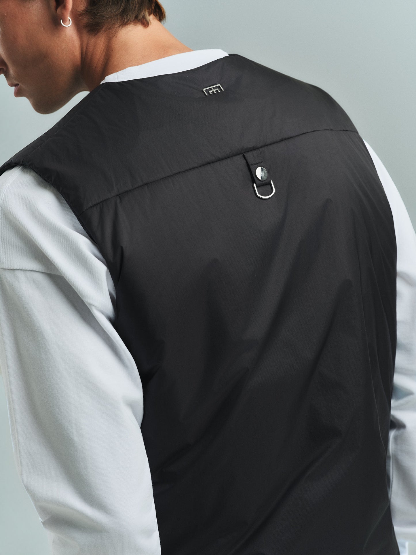 MIMIR AXIS Technical Vest OUTERWEAR Black/Affenpinscher