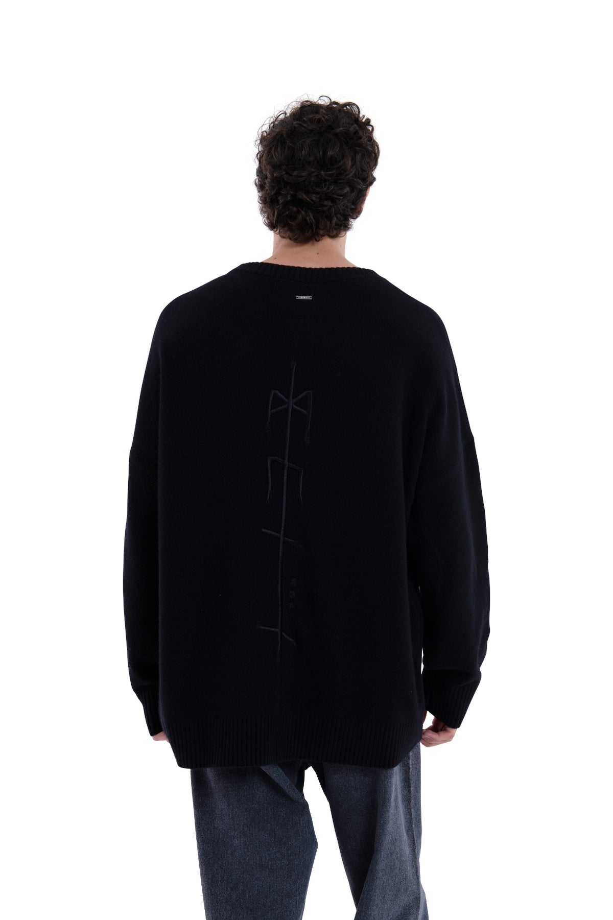 MIMIR MEMORY KNIT SWEATER 